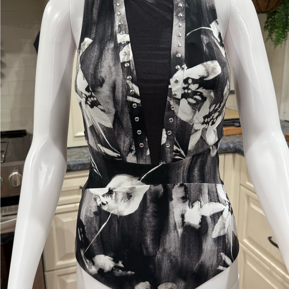 NWT $188 Amoressa by Miracle Suit Centai One-Piece Swimsuit Mesh and Studs 6 - Picture 3 of 15